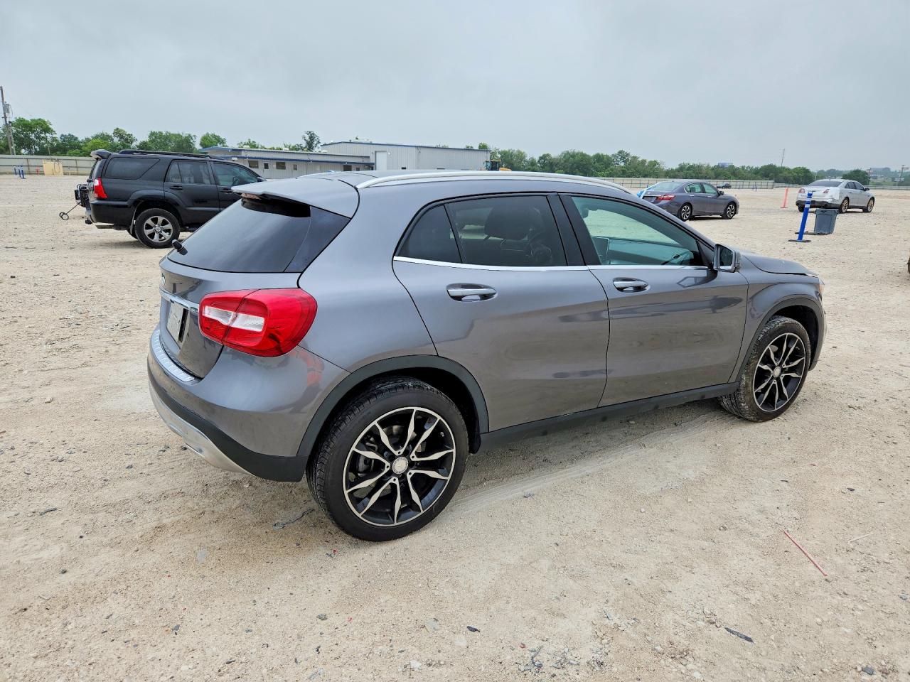 2016 Mercedes-Benz Gla-class VIN WDCTG4EB2GJ250879 photo 3