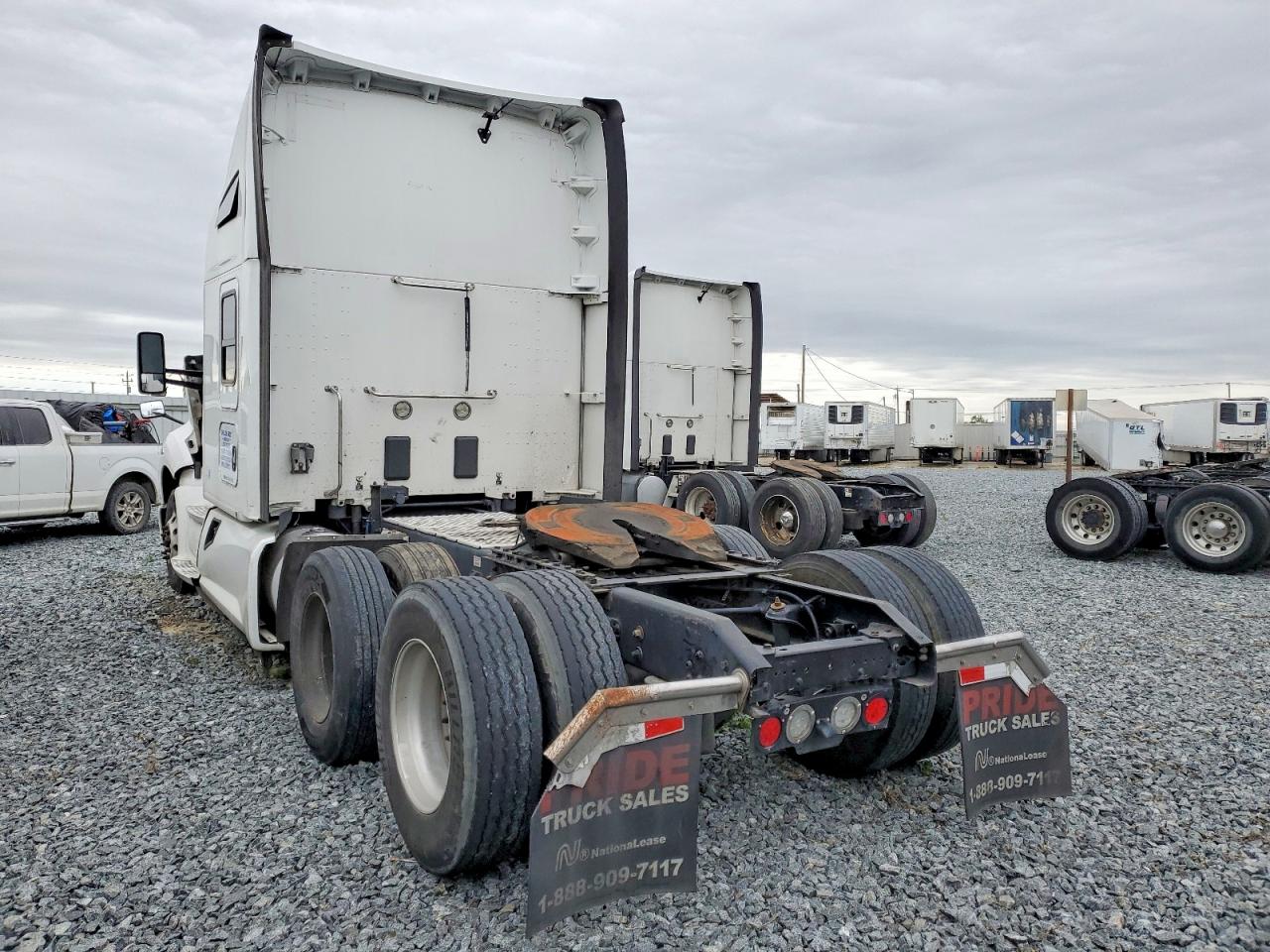2020 KENWORTH All other VIN 1XKYD49X3LJ399973 photo 3