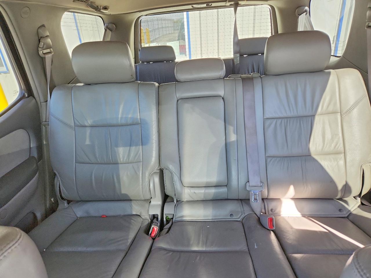 2006 Toyota Sequoia VIN 5TDBT44A96S257867 photo 10