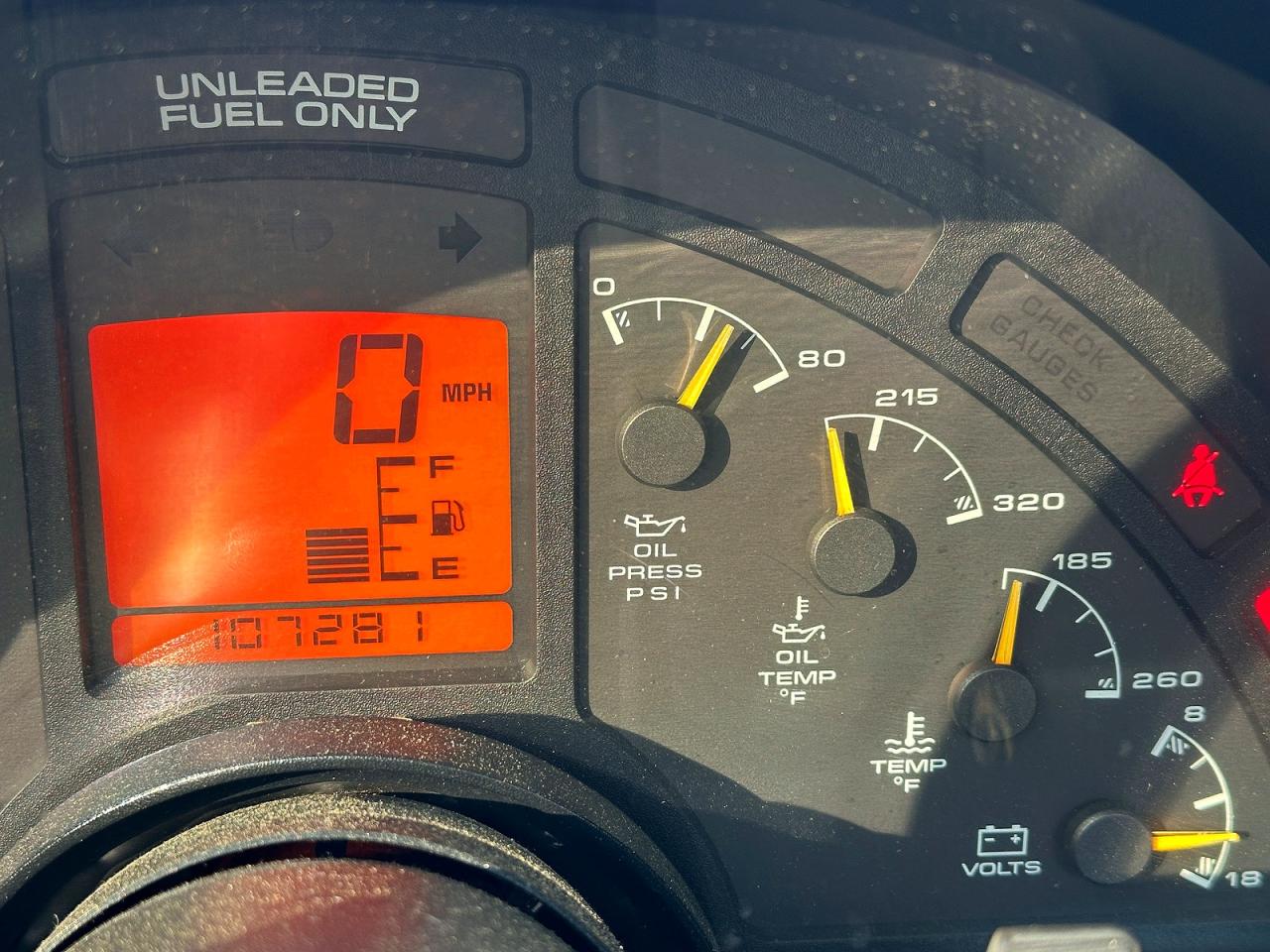 1994 CHEV Corvette VIN 1G1YY22P4R5108017 photo 8