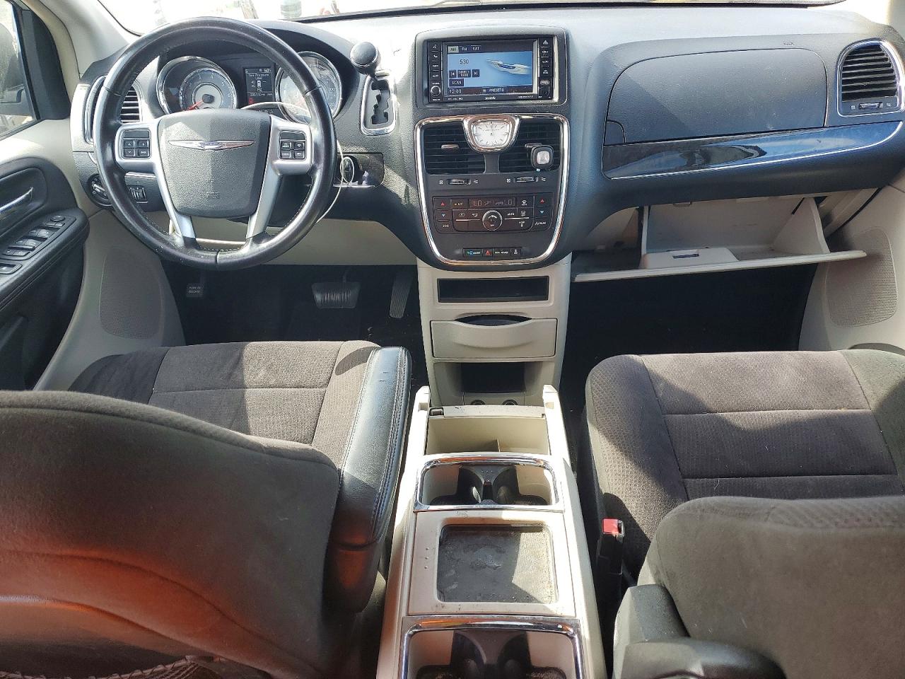 2011 Chrysler Minivan VIN 2A4RR5DG3BR779768 photo 8