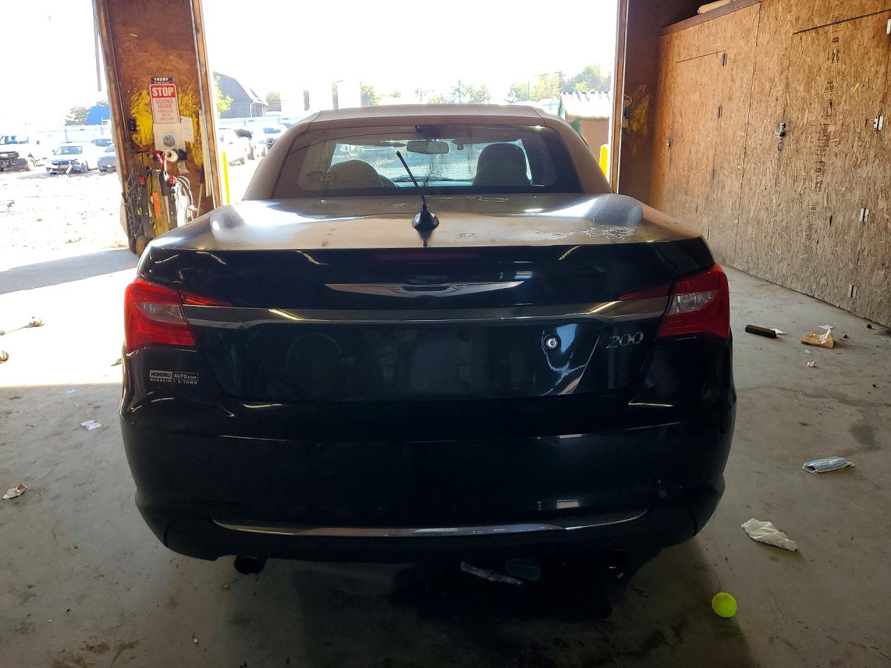 2011 Chrysler 200 VIN 1C3BC2EG6BN568409 photo 6