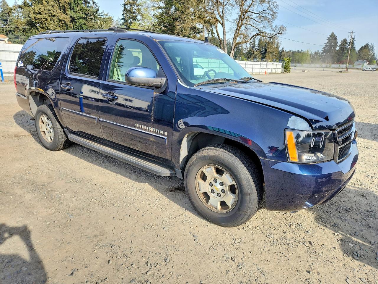 2007 Chevrolet Suburban VIN 1GNFK16337J164043 photo 4