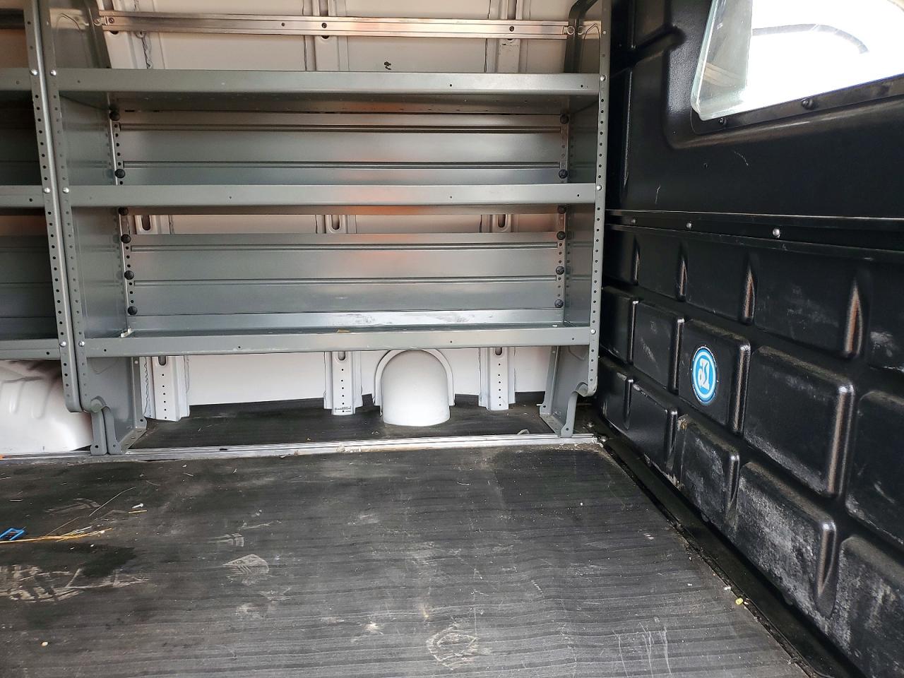 2021 CHEV Express VIN 1GCWGAFP7M1258404 photo 11
