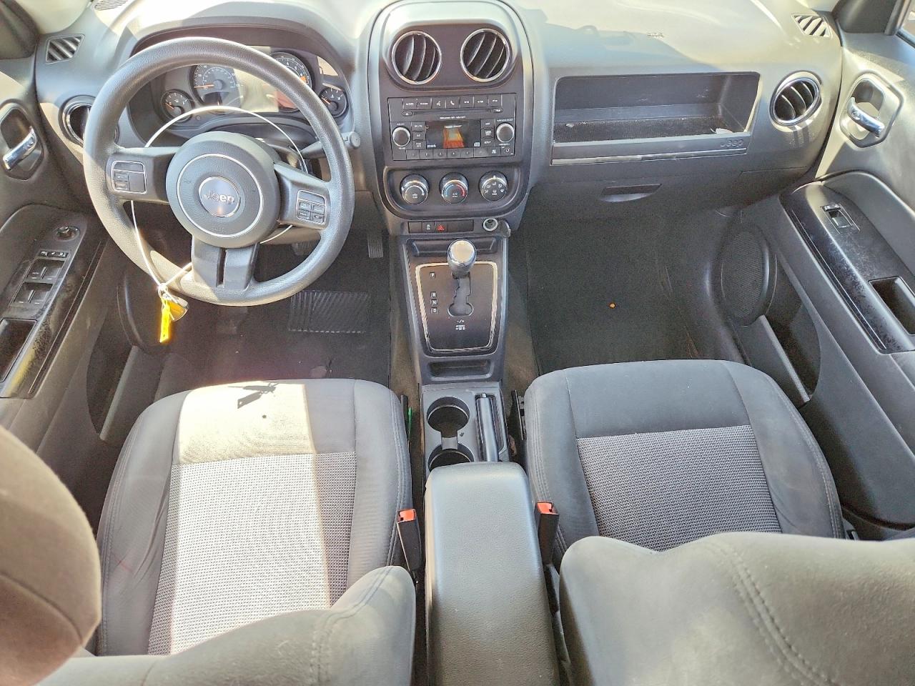 2016 Jeep Patriot VIN 1C4NJPBA1GD675666 photo 8