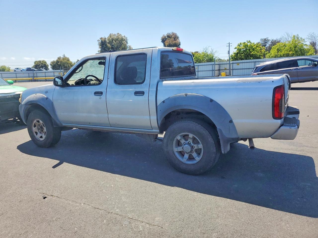 2002 NISS Frontier VIN 1N6ED27T42C336478 photo 2