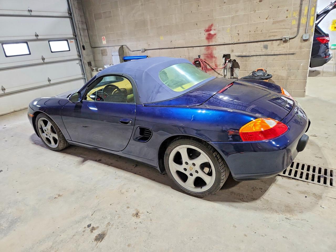 2000 Porsche Boxster VIN WP0CA2986YU622119 photo 2