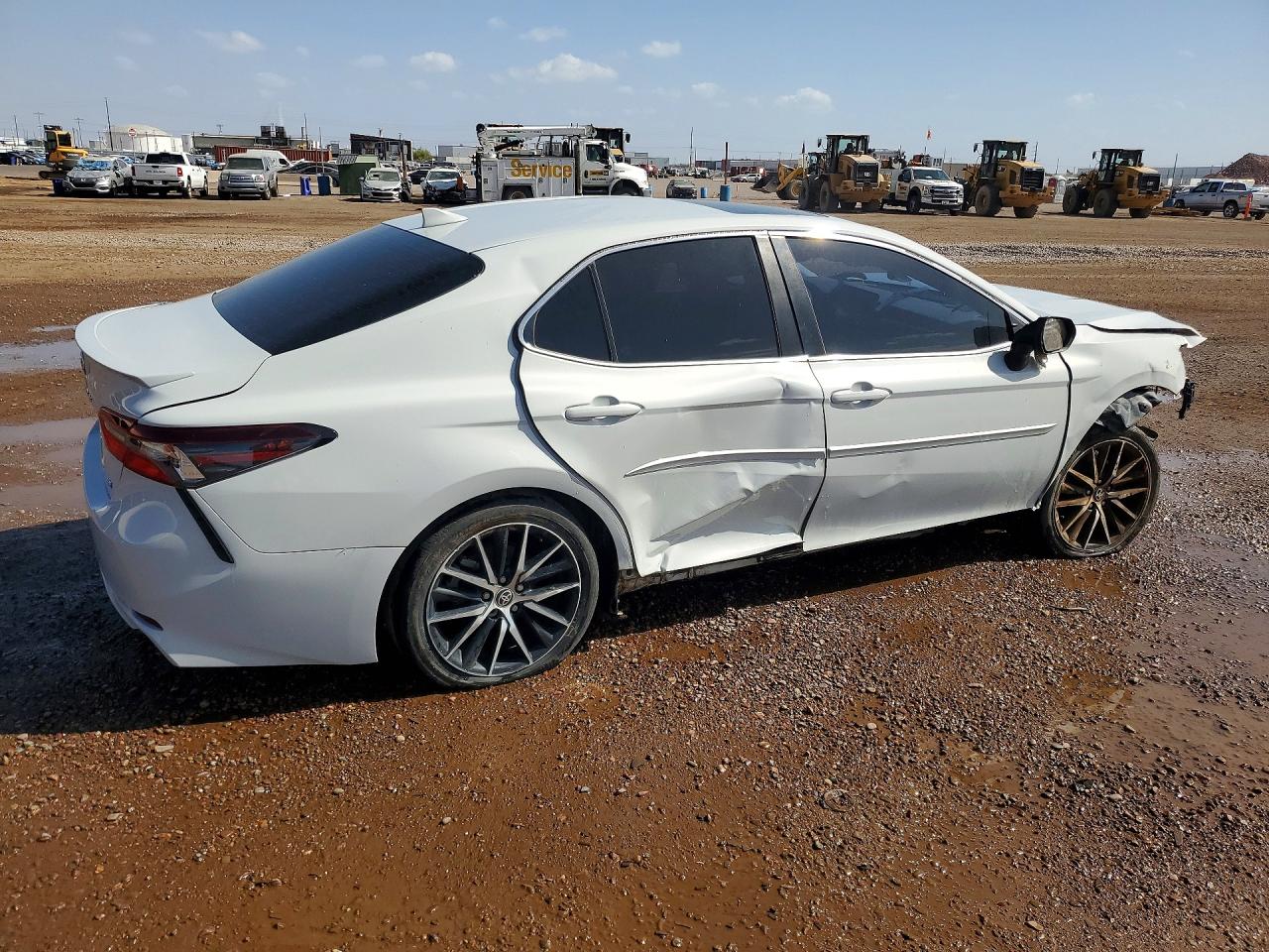2023 Toyota Camry VIN 4T1S11AKXPU093040 photo 3