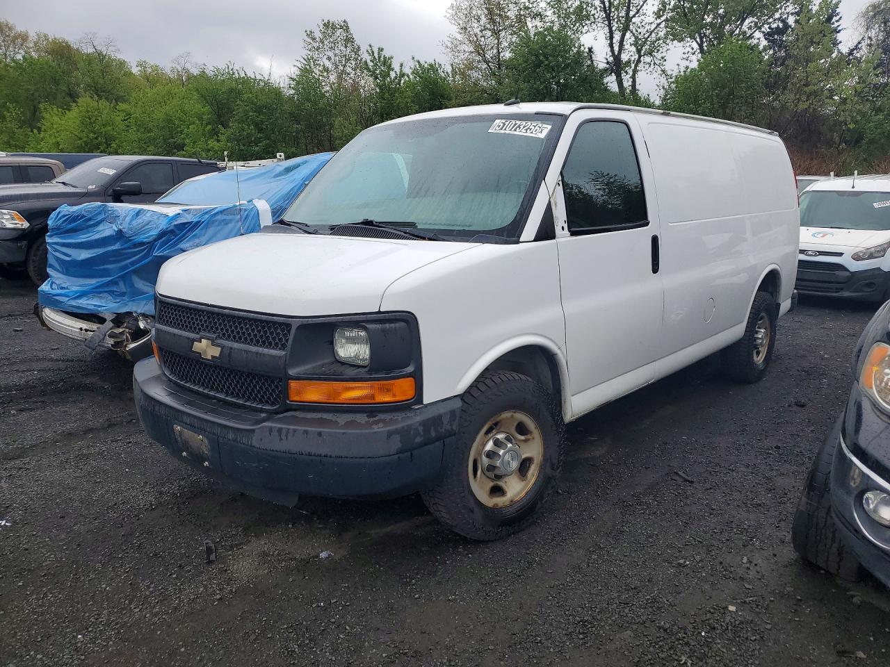 2015 CHEV Express VIN 1GCWGFCF3F1152611 photo 1
