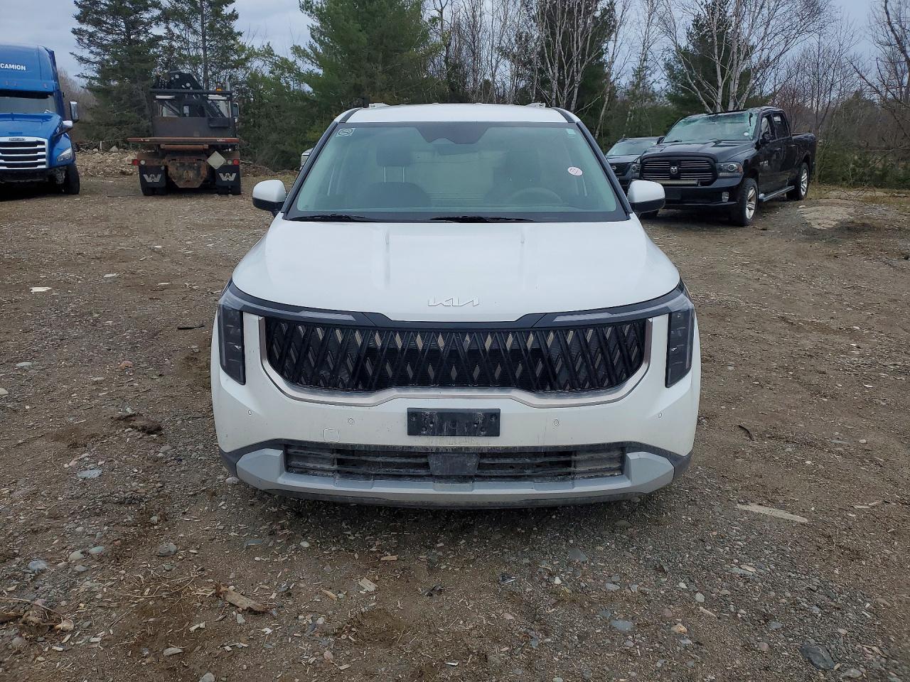 2025 Kia All other VIN KNDNB5K3XS6531453 photo 5