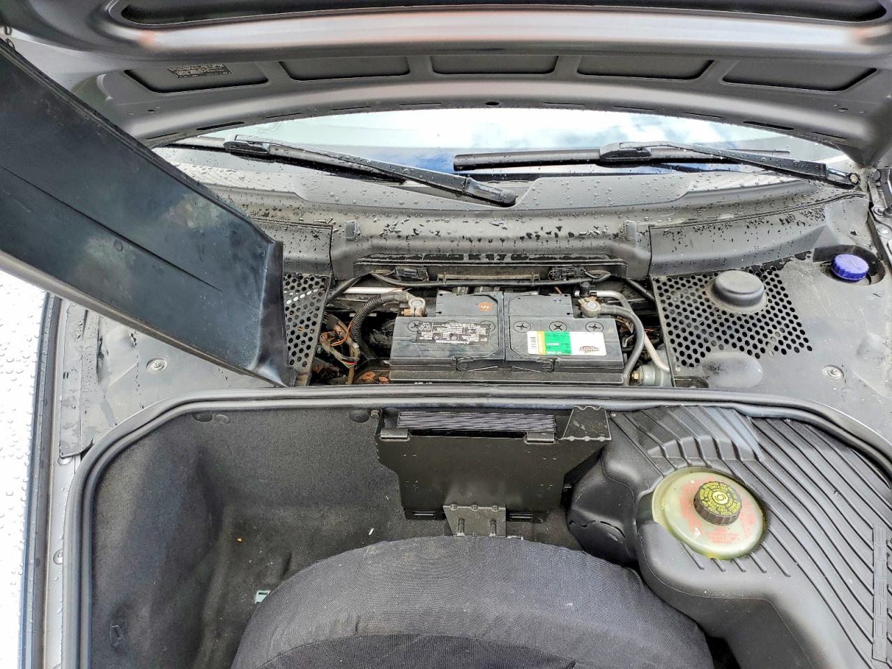 2001 Porsche Boxster VIN WP0CA29891U626333 photo 11