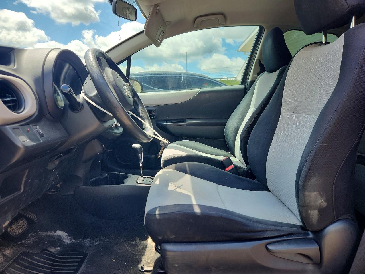 2014 Toyota Yaris VIN JTDJTUD35ED573595 photo 7