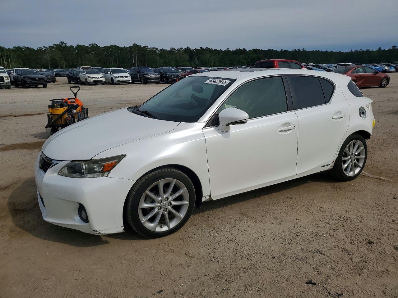 2013 Lexus Ct 200 VIN JTHKD5BHXD2146766 photo 1