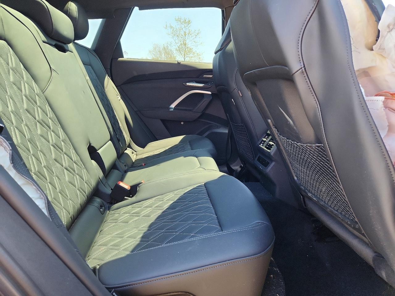2025 Audi Sq5 VIN WA125AGU0S2022574 photo 11