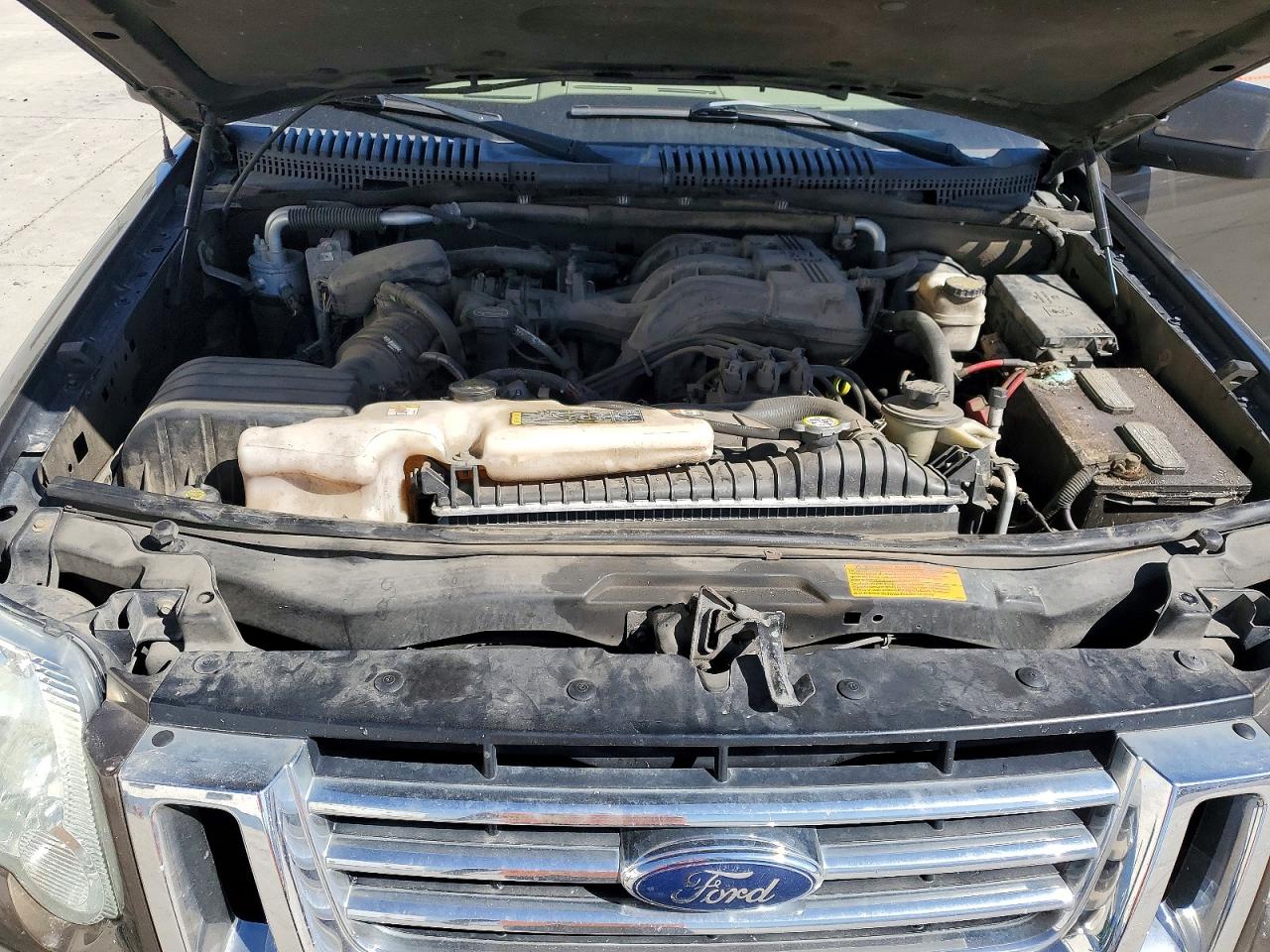 2008 Ford Explorer VIN 1FMEU74E08UB35276 photo 12