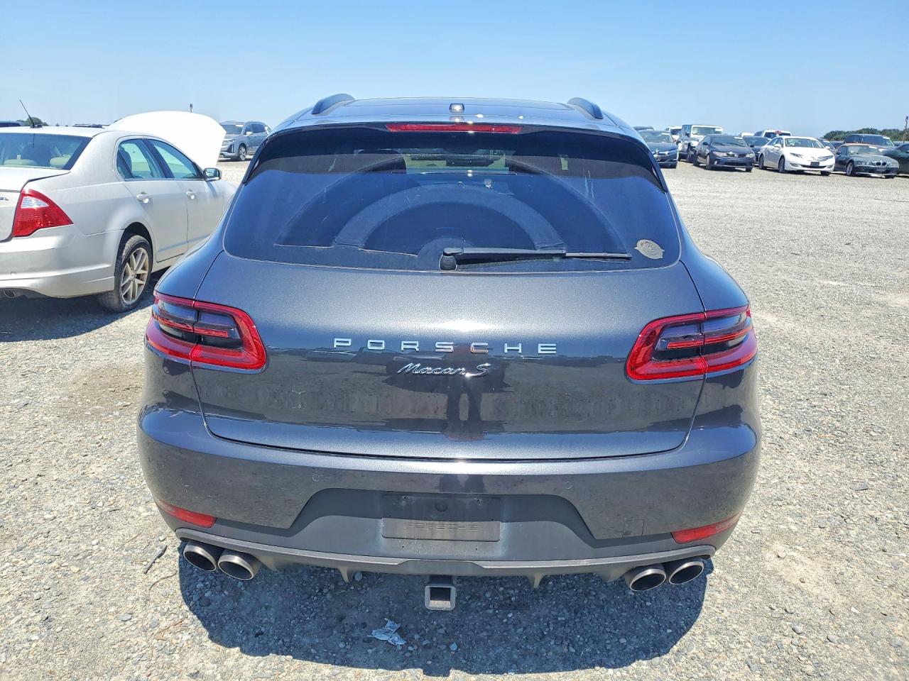 2017 Porsche Macan VIN WP1AB2A5XHLB19753 photo 6