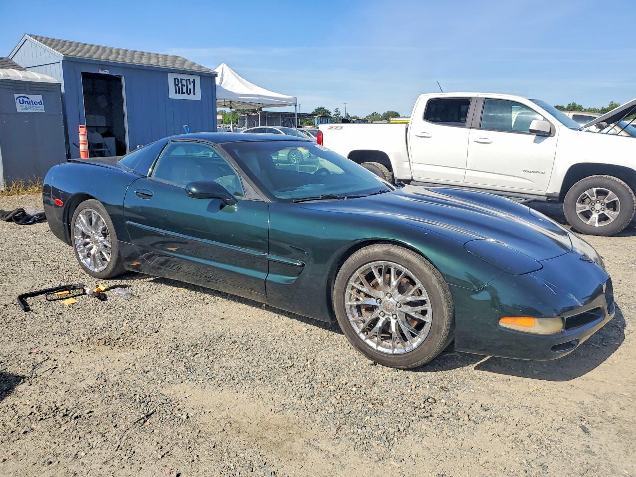 2000 CHEV Corvette VIN 1G1YY22G0Y5107591 photo 4