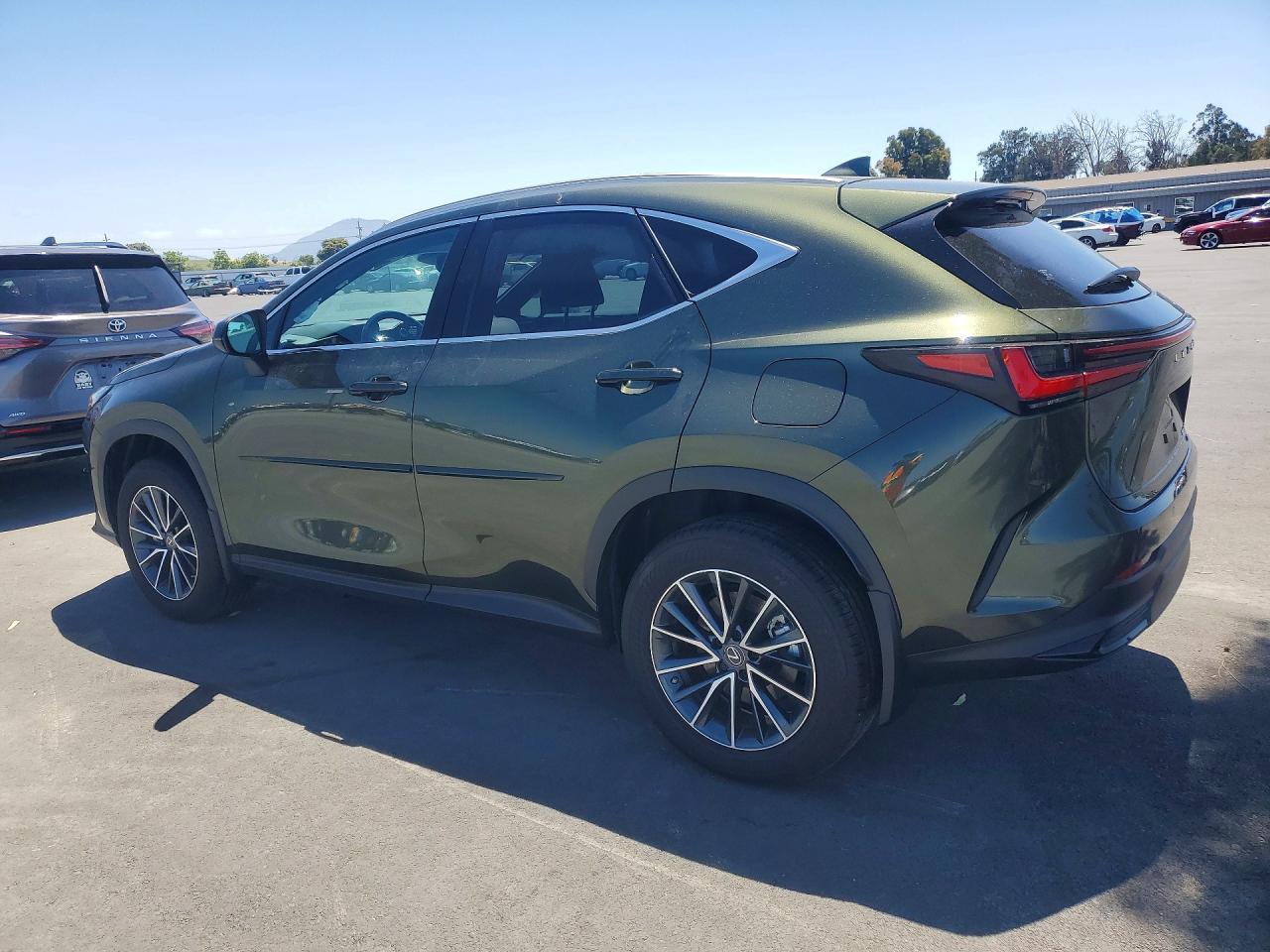 2023 LEXUS Nx VIN JTJGKCEZ8P2012166 photo 2