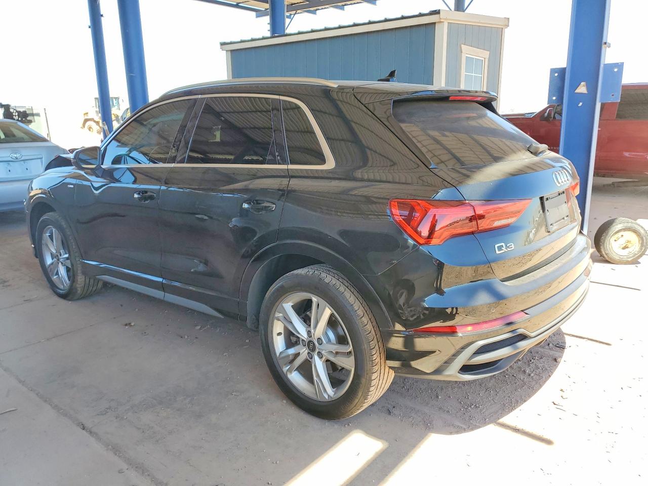 2024 AUDI Q3 VIN WA1DECF32R1023609 photo 2