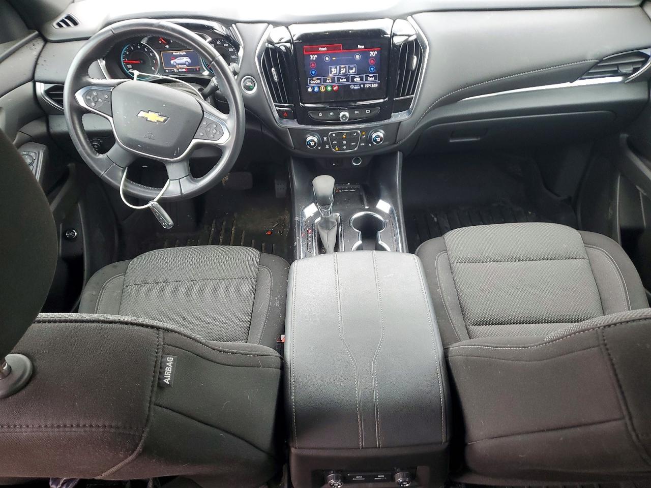 2022 Chevrolet Traverse VIN 1GNERGKW7NJ163808 photo 8