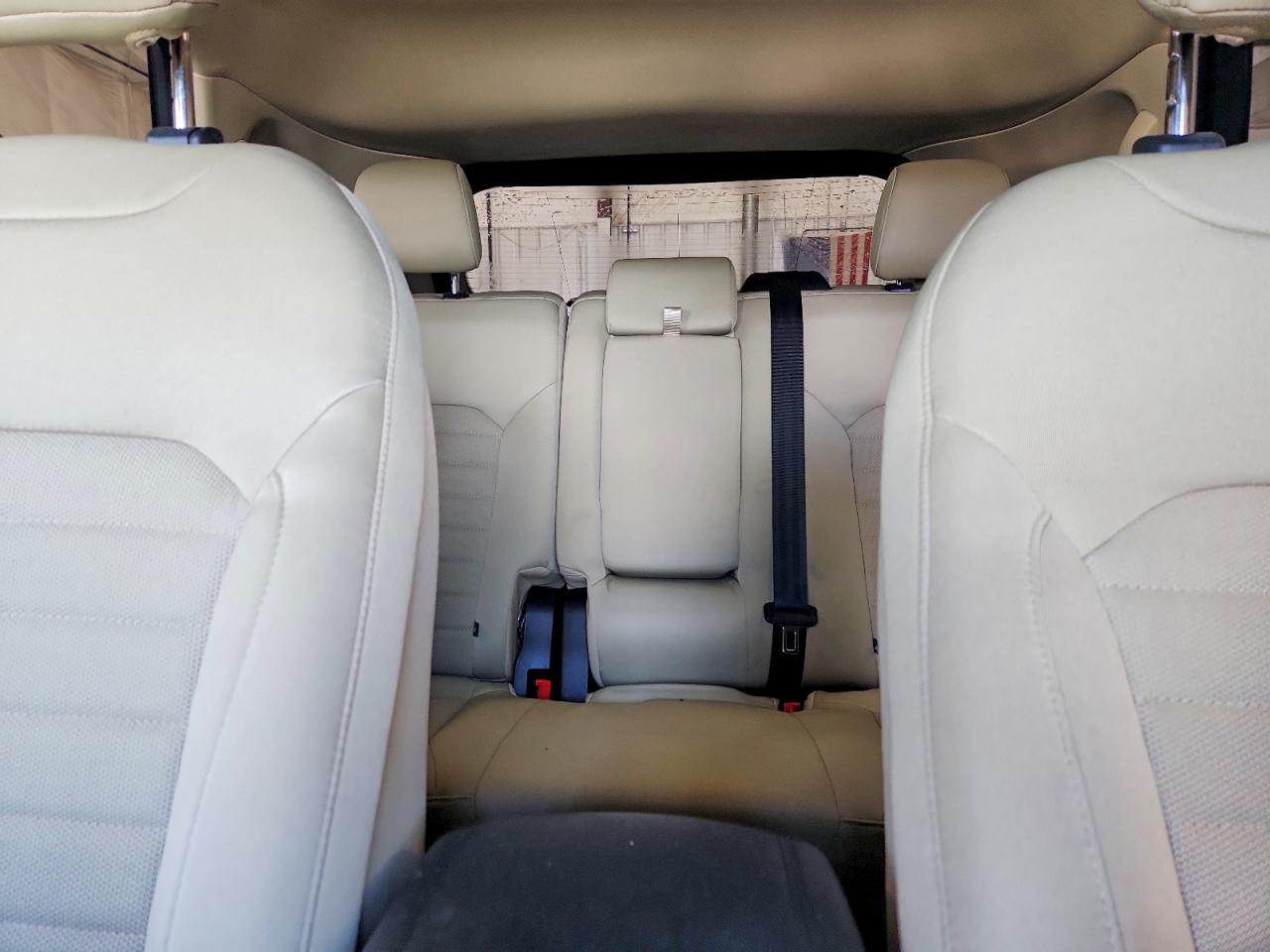 2019 Ford Edge VIN 2FMPK3G97KBB04531 photo 10