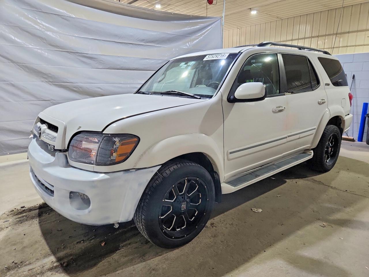2005 Toyota Sequoia VIN 5TDBT44A55S256973 photo 1