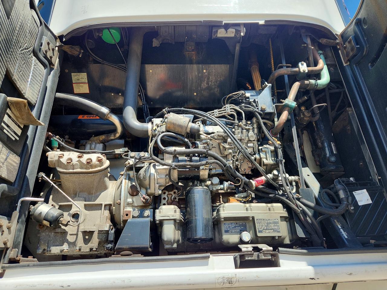 2016 UTILITY All models VIN 1UYVS2531GU615403 photo 7
