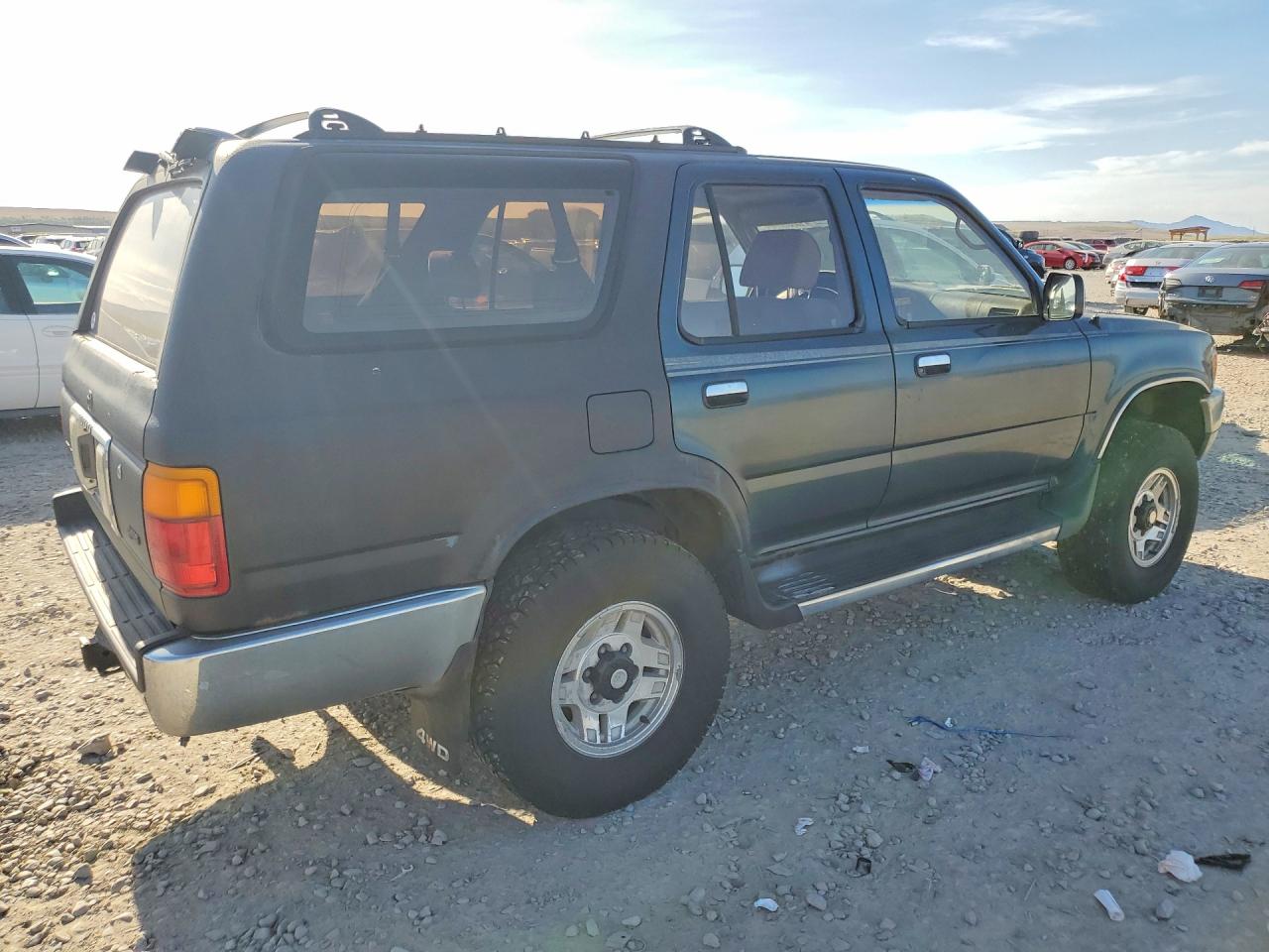 1995 Toyota 4runner VIN JT3VN39W2S0196952 photo 3