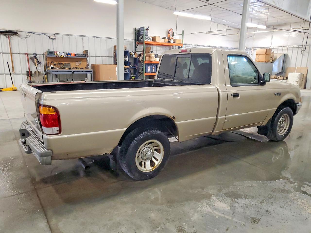 1999 Ford Ranger VIN 1FTYR10V6XPC06760 photo 3