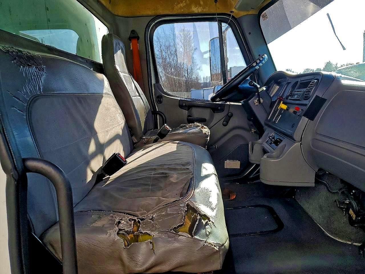 2007 FREIGHTLINER All other VIN 1FVACWDC87HY36240 photo 5