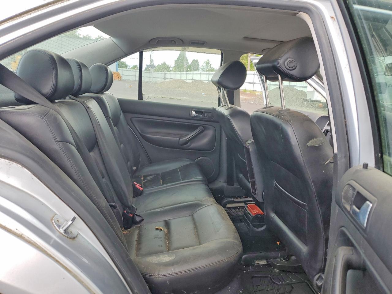 2002 Volkswagen Jetta VIN 3VWSE69M82M190596 photo 10