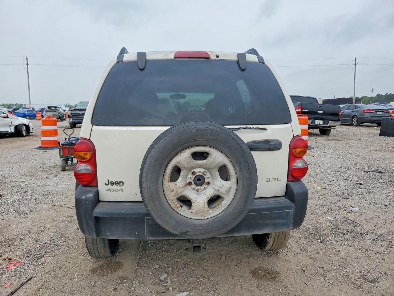 2004 Jeep Liberty VIN 1J4GL48K84W309991 photo 6