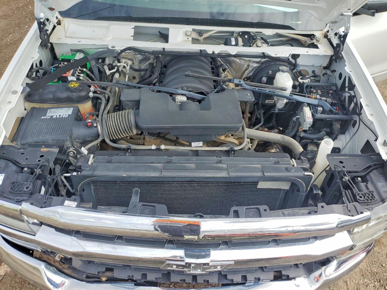 2018 Chevrolet All models VIN 1GCUKREC5JF248083 photo 11