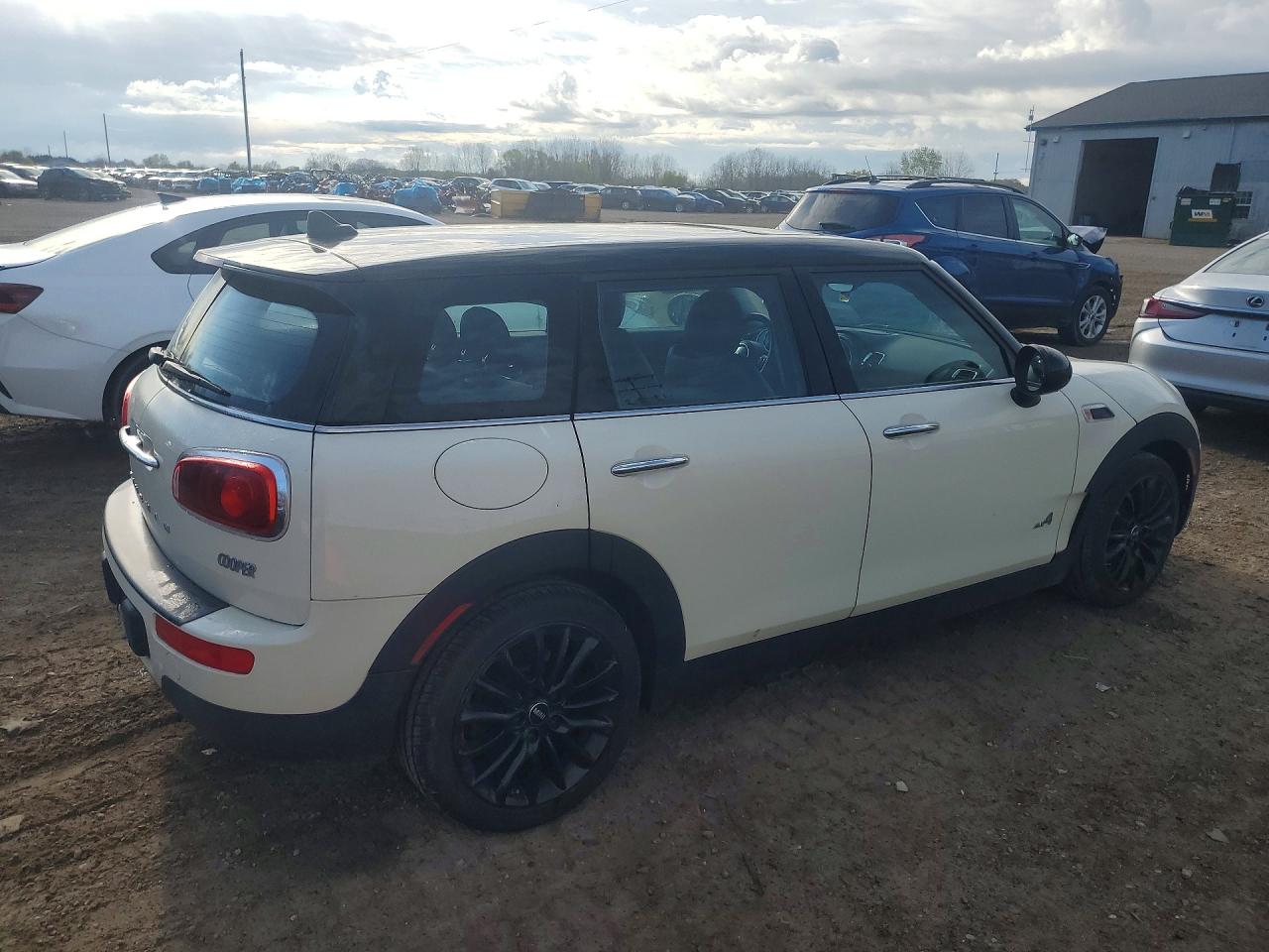 2017 Cooper VIN WMWLU1C54H2F28154 photo 3