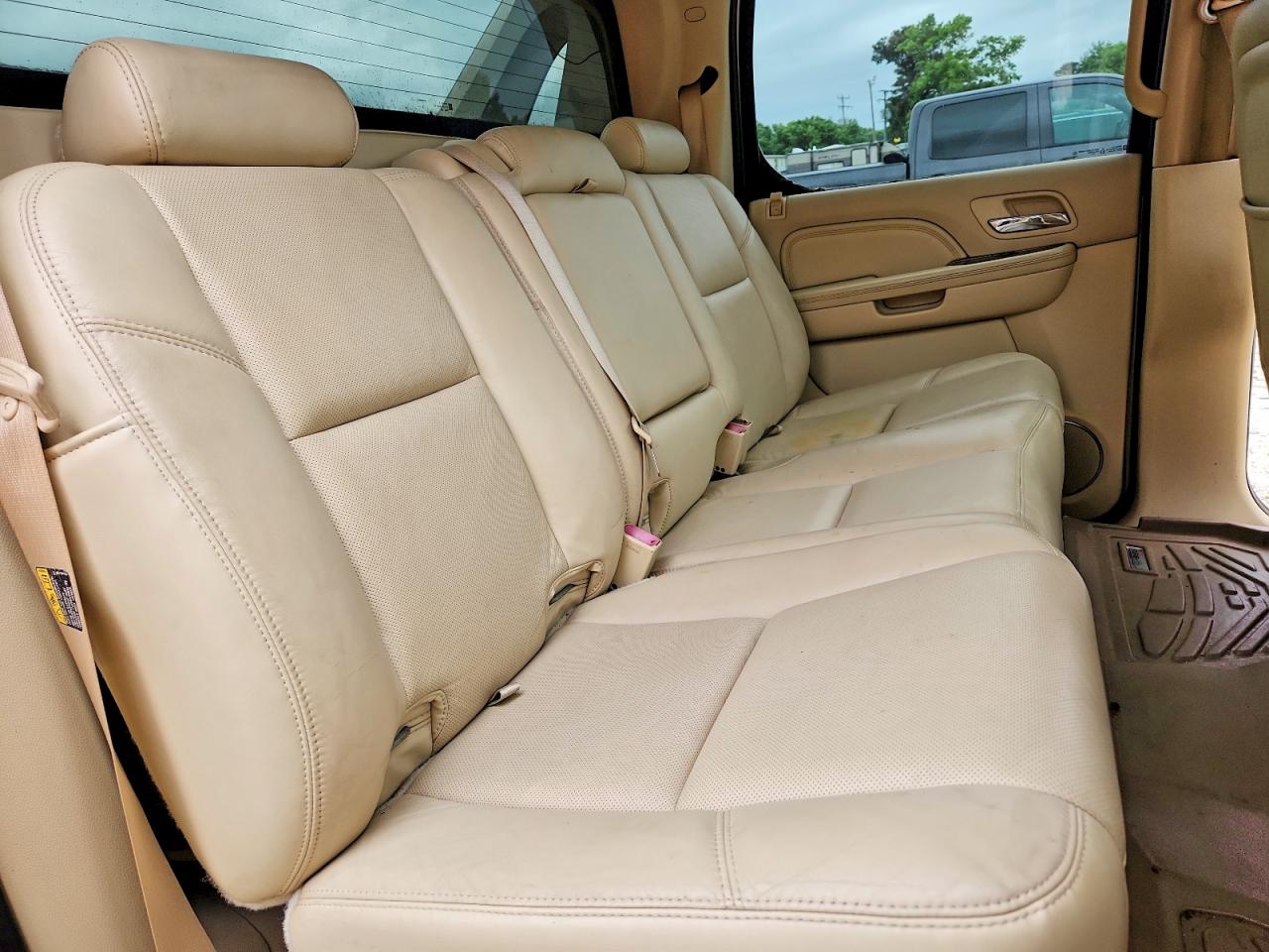 2007 Cadillac Escalade VIN 3GYFK62877G156742 photo 10