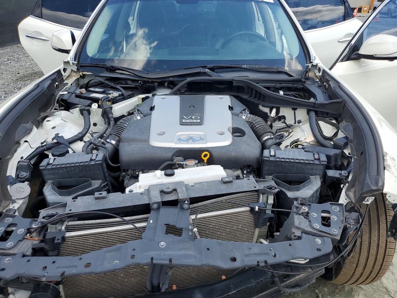 2018 Infiniti Q70 VIN JN1BY1AP9JM180160 photo 11