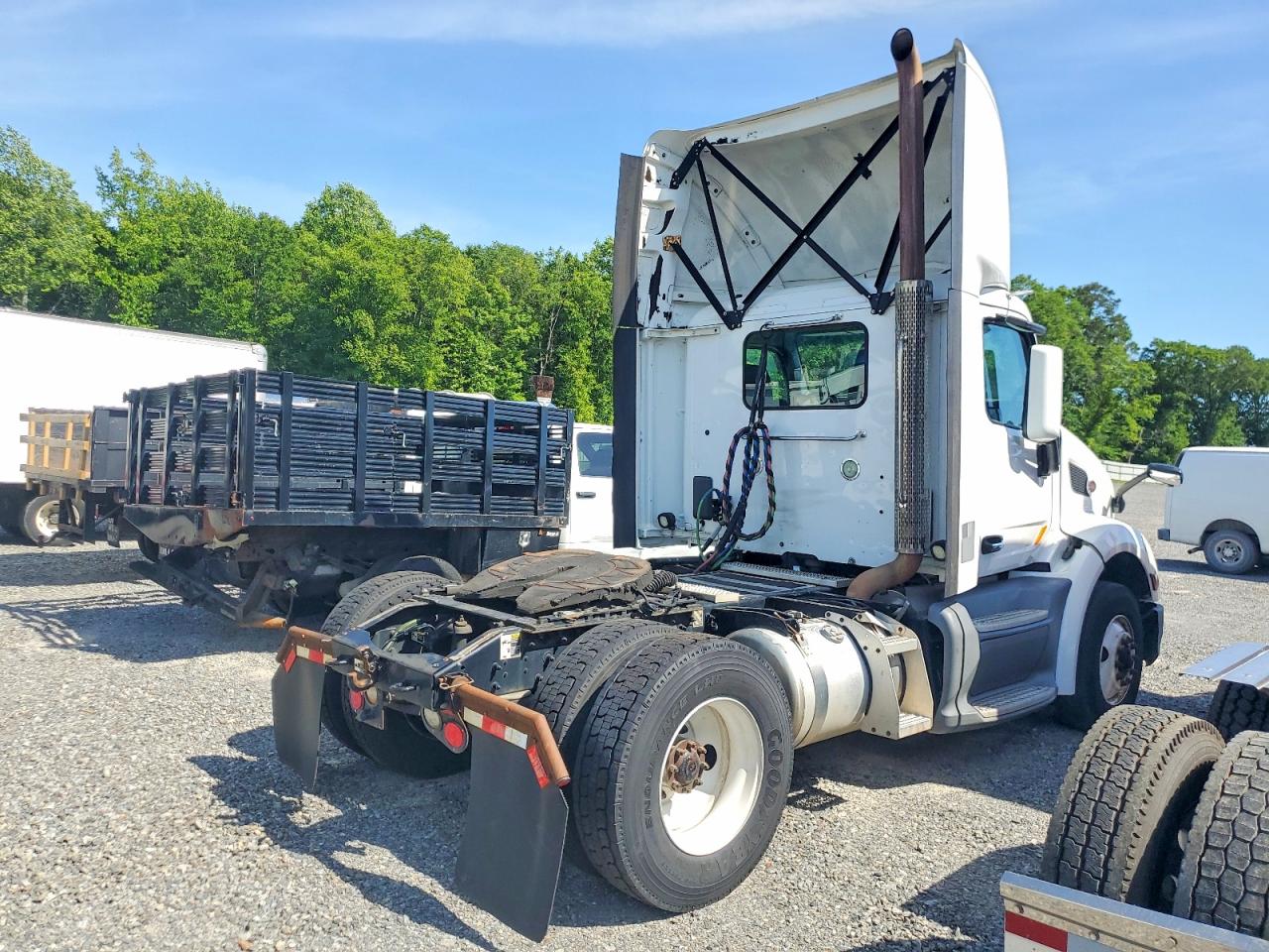 2017 PETERBILT All other VIN 1XPBA48X3HD428811 photo 4