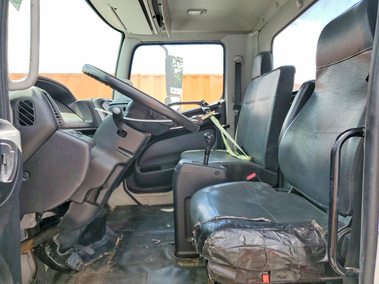 2015 HINO All other VIN 5PVNV8JV4F4S55025 photo 7