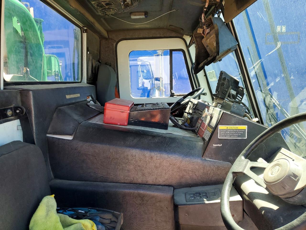 2011 MACK All models VIN 1M2AU02C2BM005501 photo 6