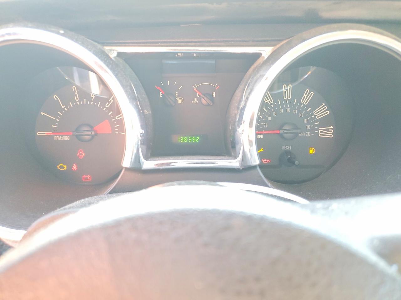 2008 Ford Mustang VIN 1ZVHT80N485136647 photo 9