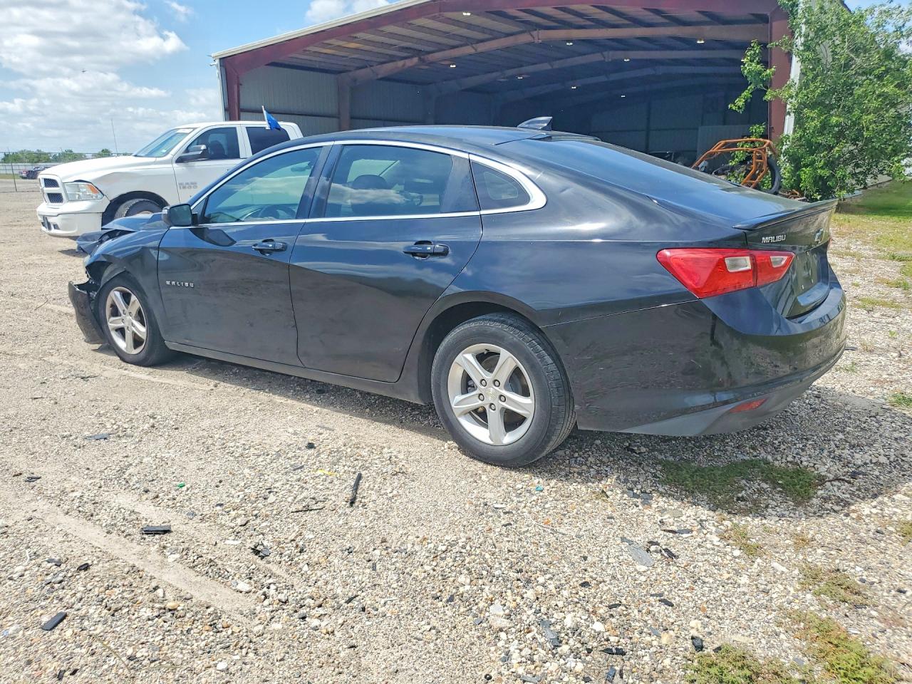 2017 CHEV Malibu VIN 1G1ZE5ST9HF186510 photo 2