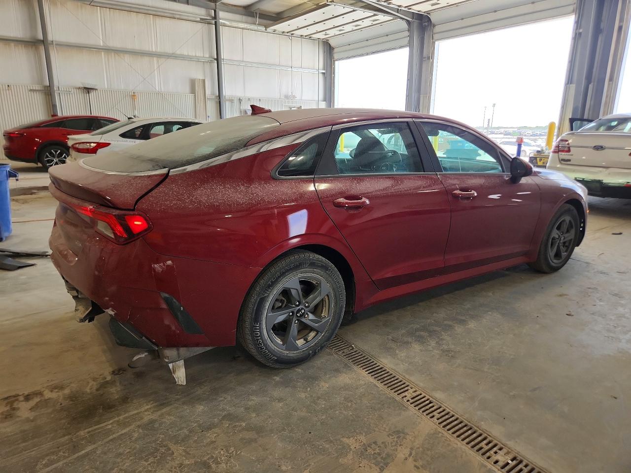 2021 Kia K5 VIN 5XXG24J24MG017890 photo 3