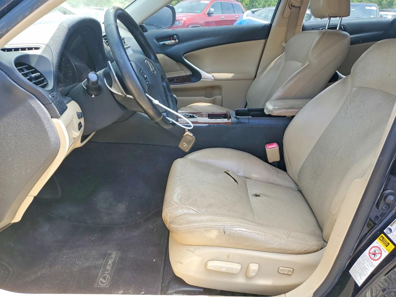 2008 Lexus Is VIN JTHCK262882026646 photo 7