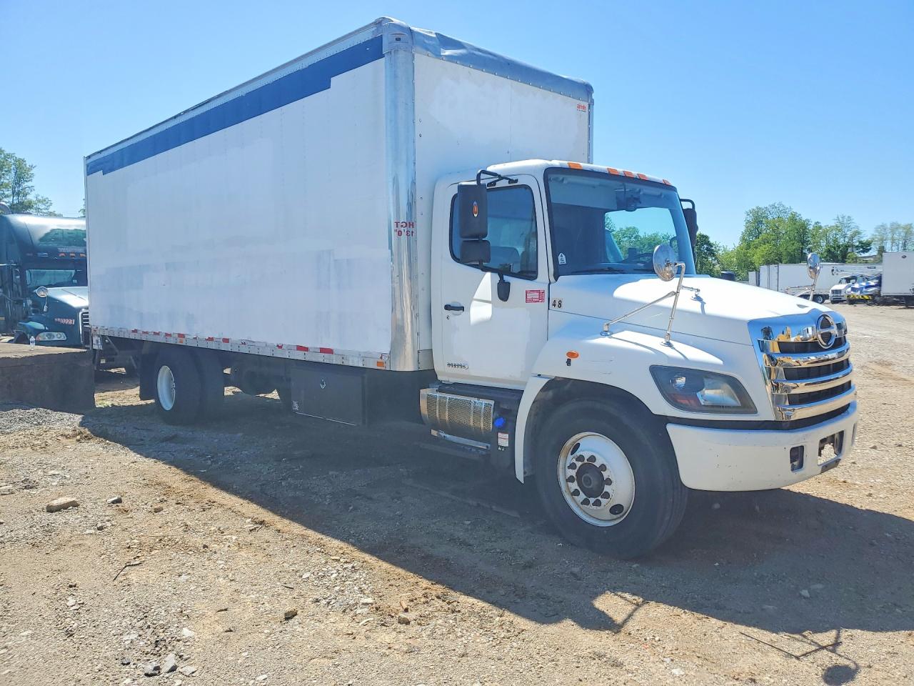 2017 HINO All other VIN 5PVNE8JV3H4S56069 photo 4