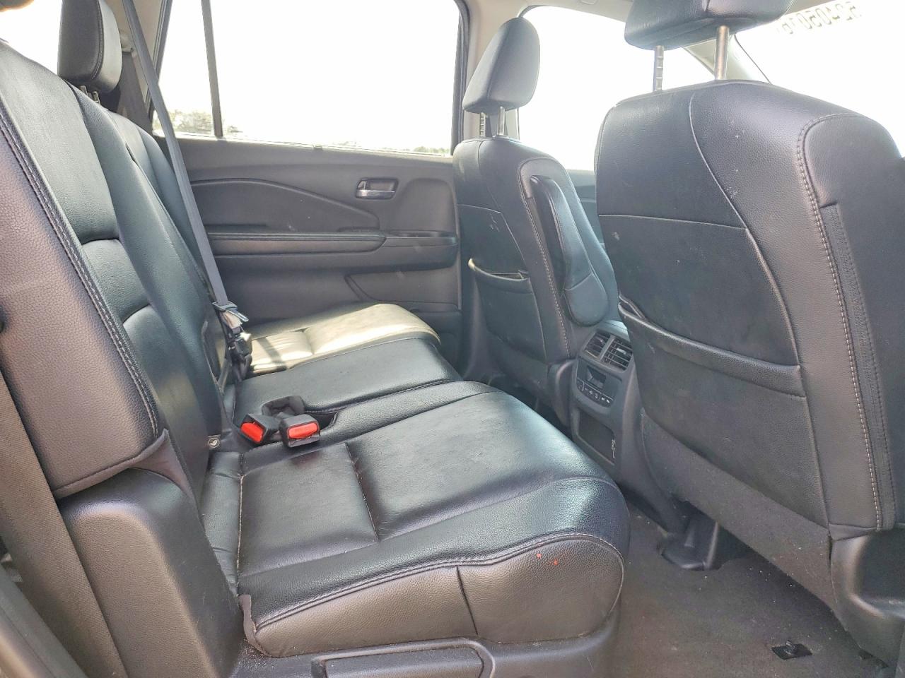 2020 HONDA Pilot VIN 5FNYF5H51LB028670 photo 11