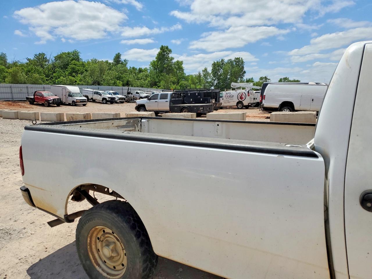 2000 Ford F150 VIN 1FTZF1723YNB76381 photo 10