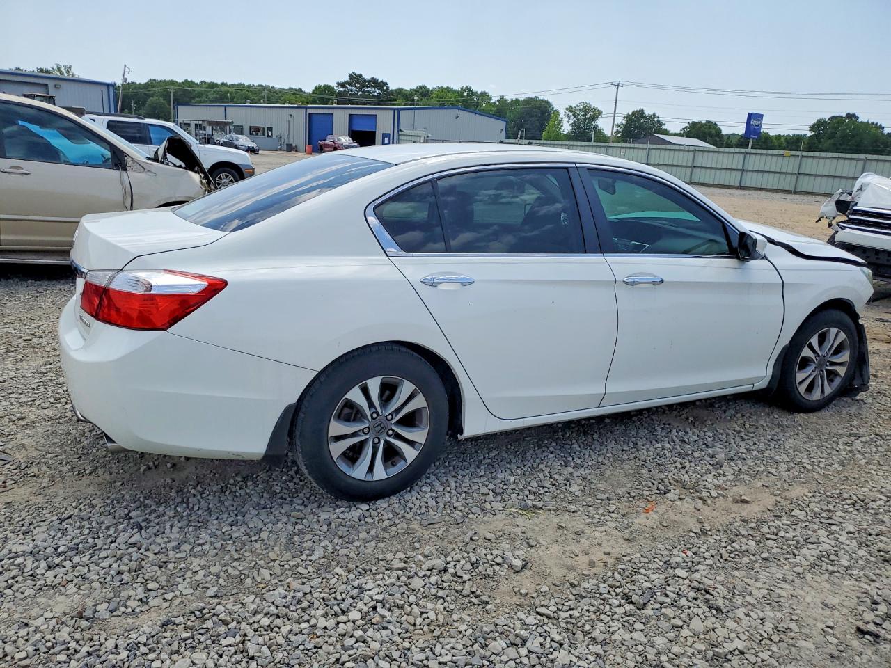2014 Honda Accord VIN 1HGCR2F34EA044490 photo 3