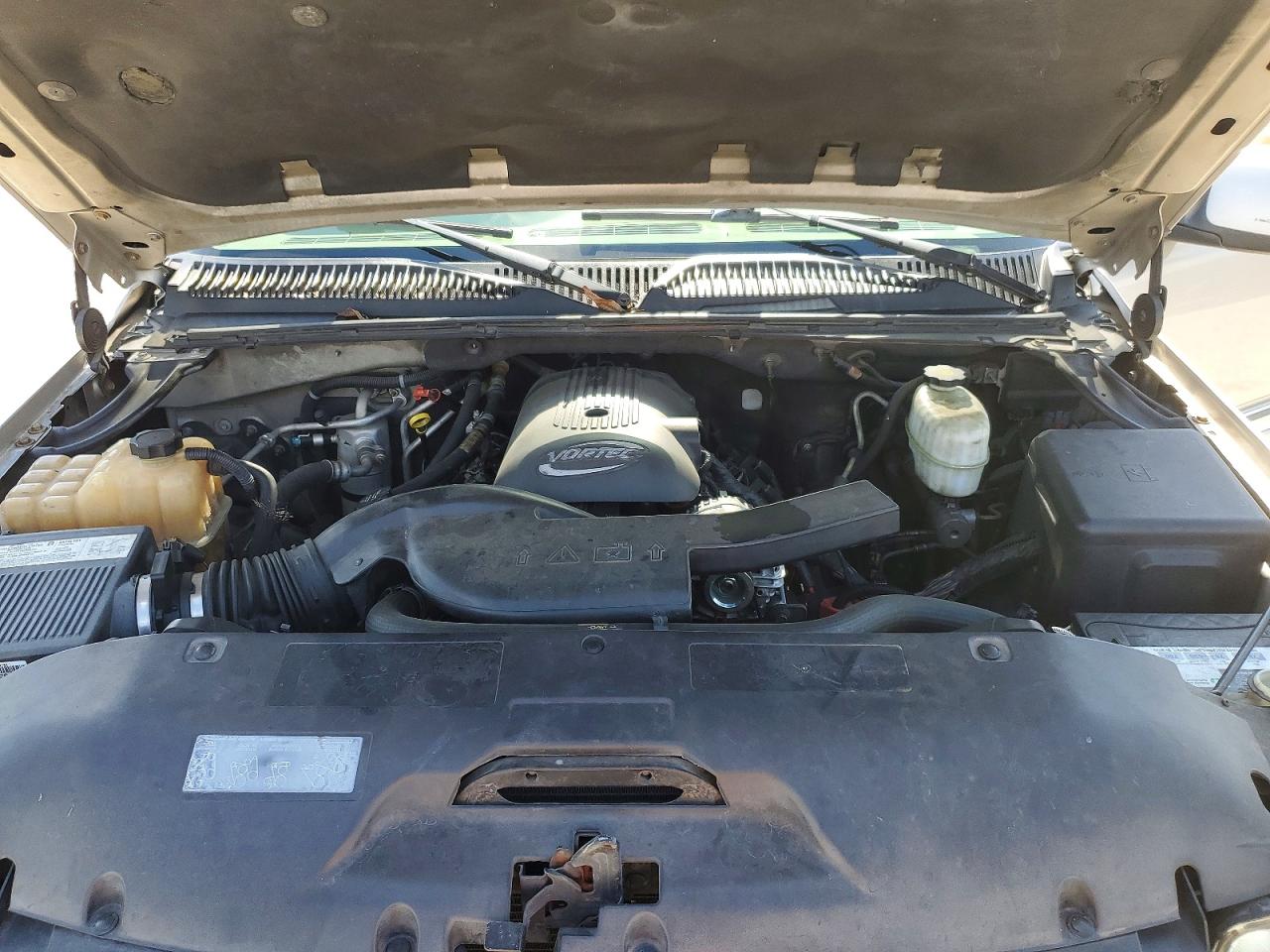 2005 GMC Yukon VIN 1GKFK16Z15J115566 photo 12