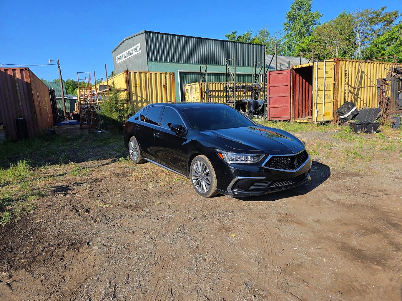 2018 Acura RLX VIN JH4KC1F55JC000504 photo 1
