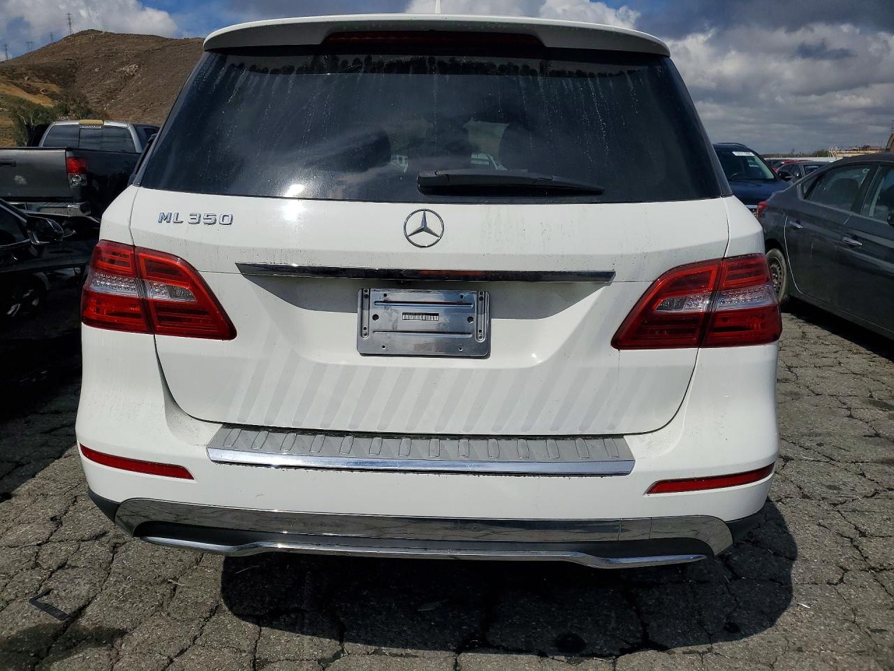2015 Mercedes-Benz M-class VIN 4JGDA5JBXFA561672 photo 6